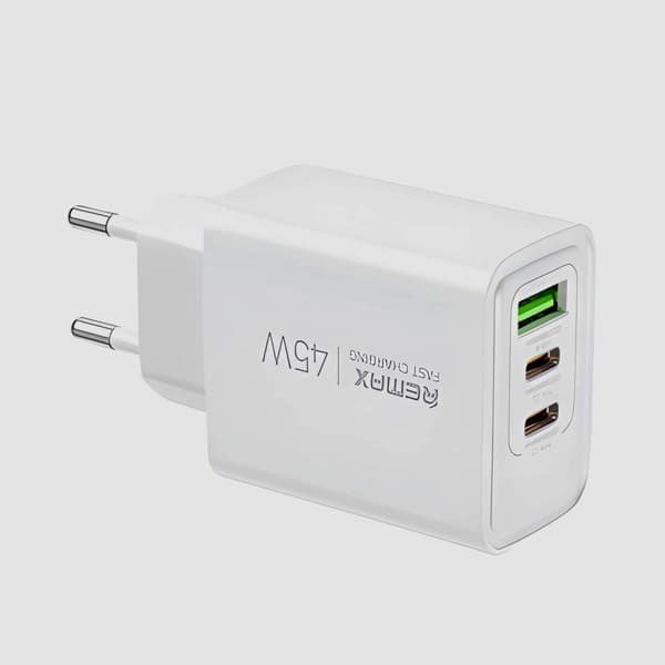 REMAX Kiddy Series 45W 2C + 1A charge rapide Chargeur RP-U139 EU blanc